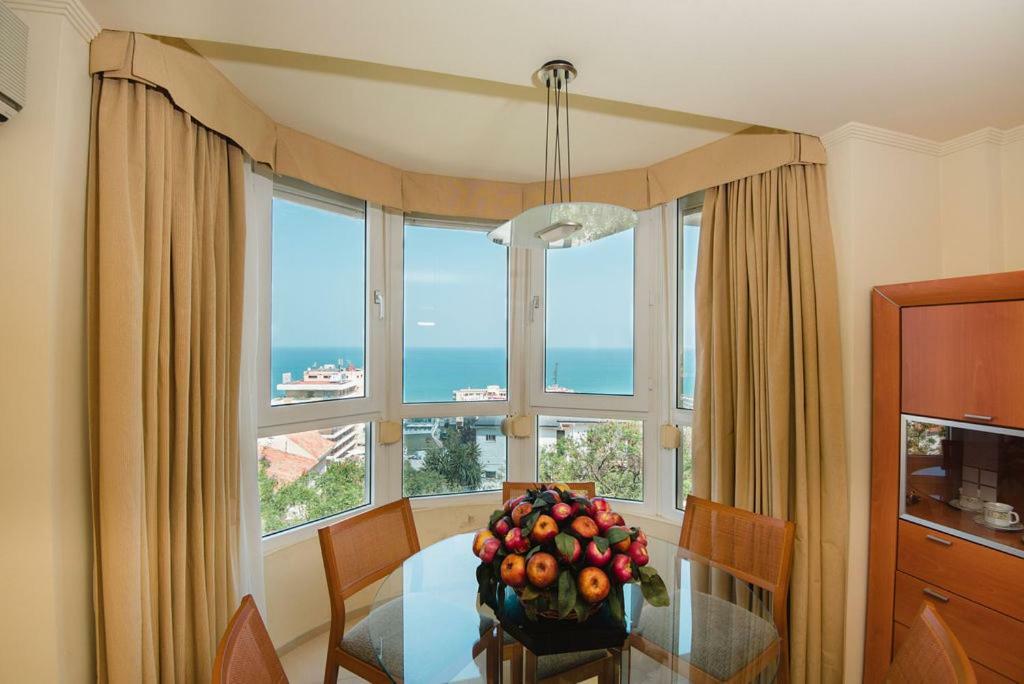 Bella Vista Luxury Apartment Торремолинос Экстерьер фото